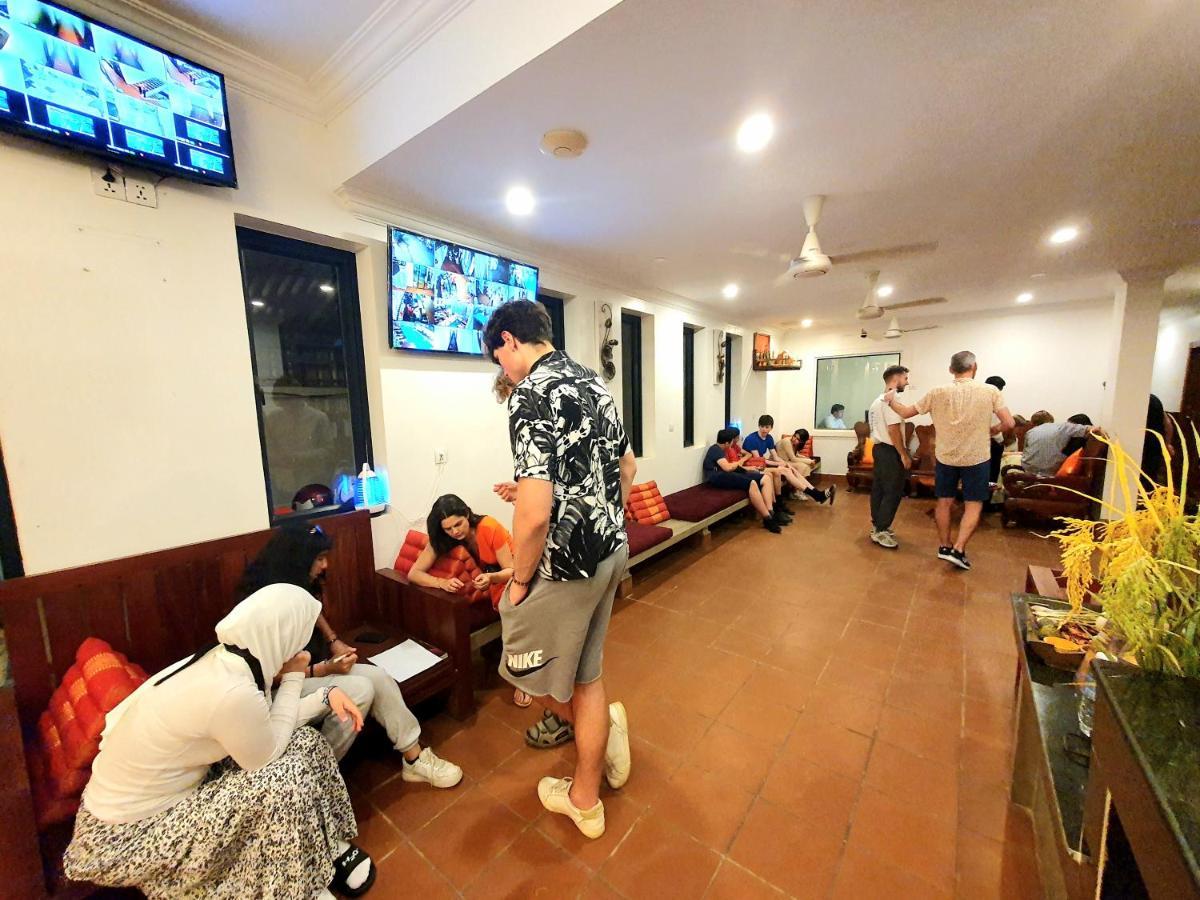 Darling Pub Hostel 暹粒 外观 照片