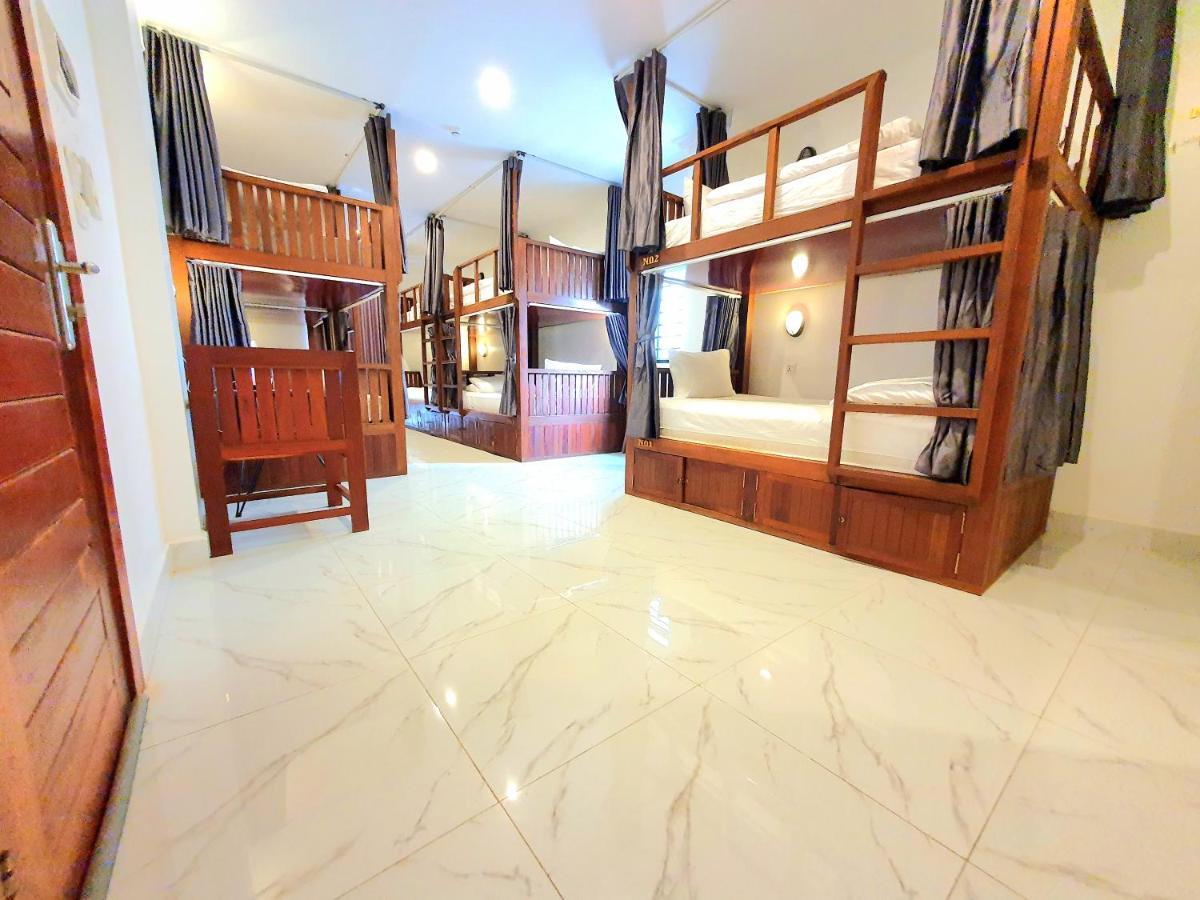 Darling Pub Hostel 暹粒 外观 照片