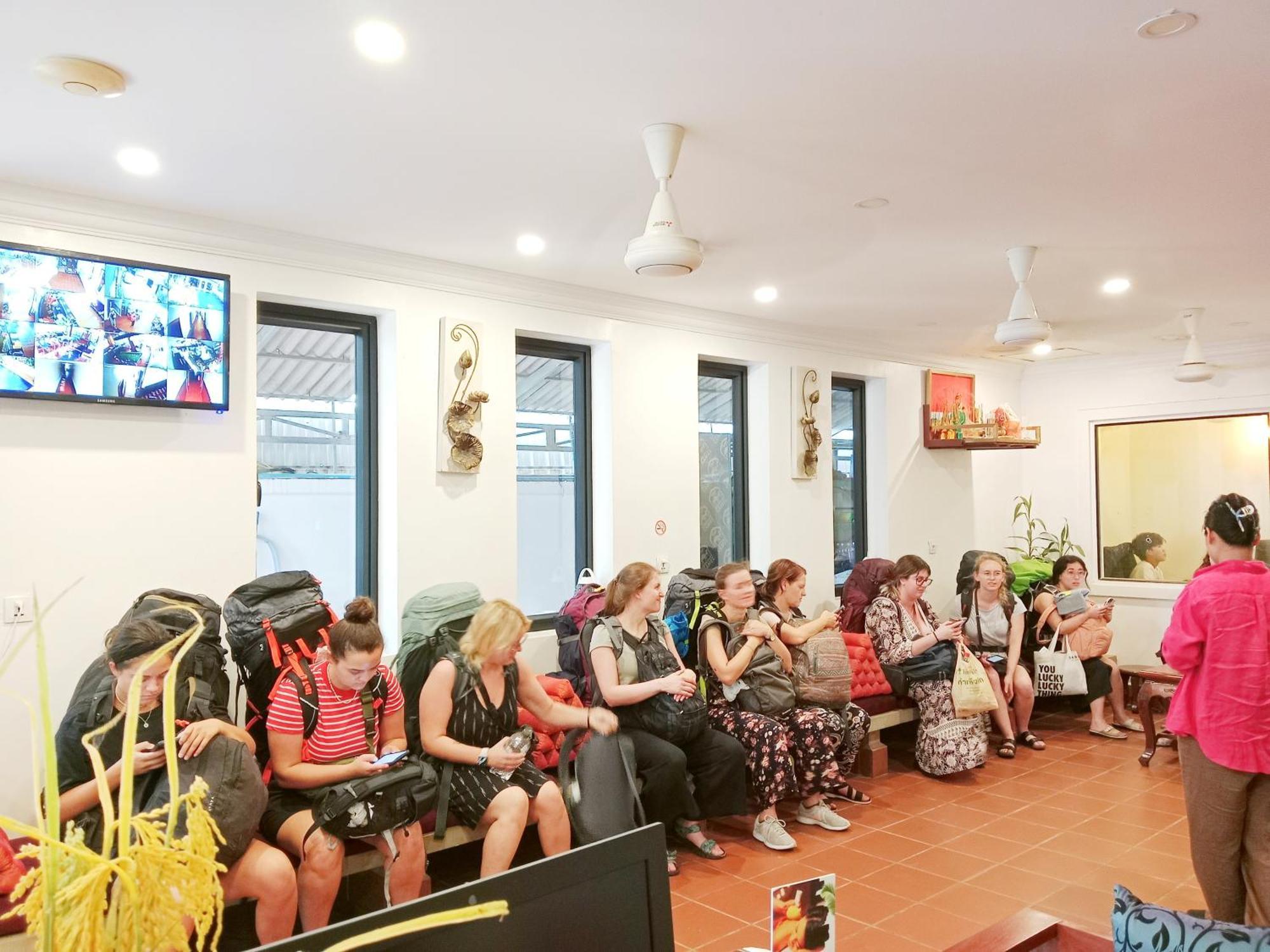Darling Pub Hostel 暹粒 外观 照片